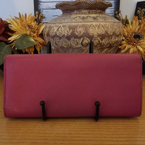 TOD’S Long Flap Continental wallet in Deep Pink. Made in Italy. - Picture 2 of 14